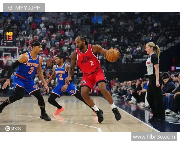 快船战胜残阵尼克斯哈登贡献27分7助攻助球队取得胜利